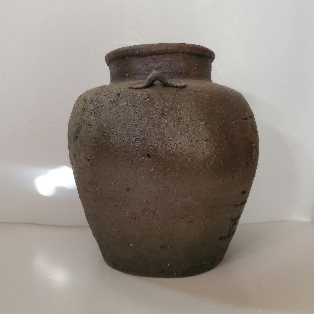 ３　古備前　三耳　自然釉　桃山時代　壺