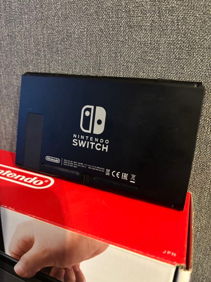 美品　Nintendo Switch Joy-Con ネオンブルー/レッド