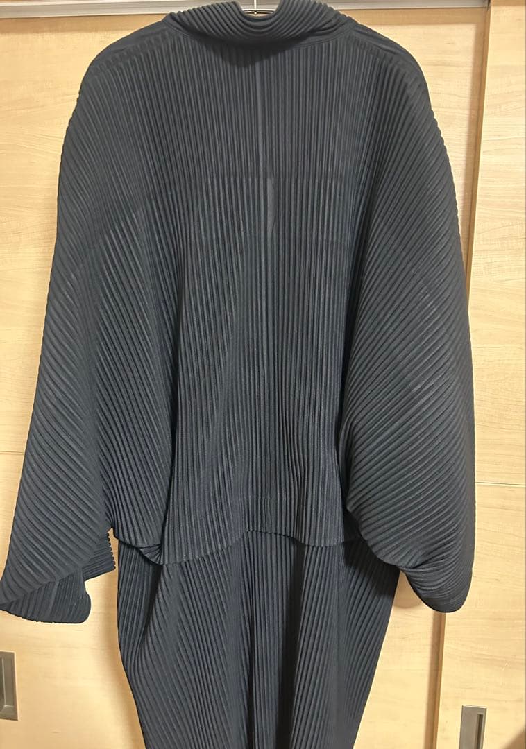 HOMME PLISSE ISSEY MIYAKE プリーツコート