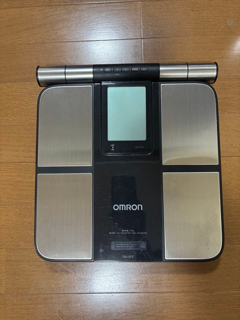 オムロン 体重体組成計 カラダスキャン ブラック KRD-703T【中古品】