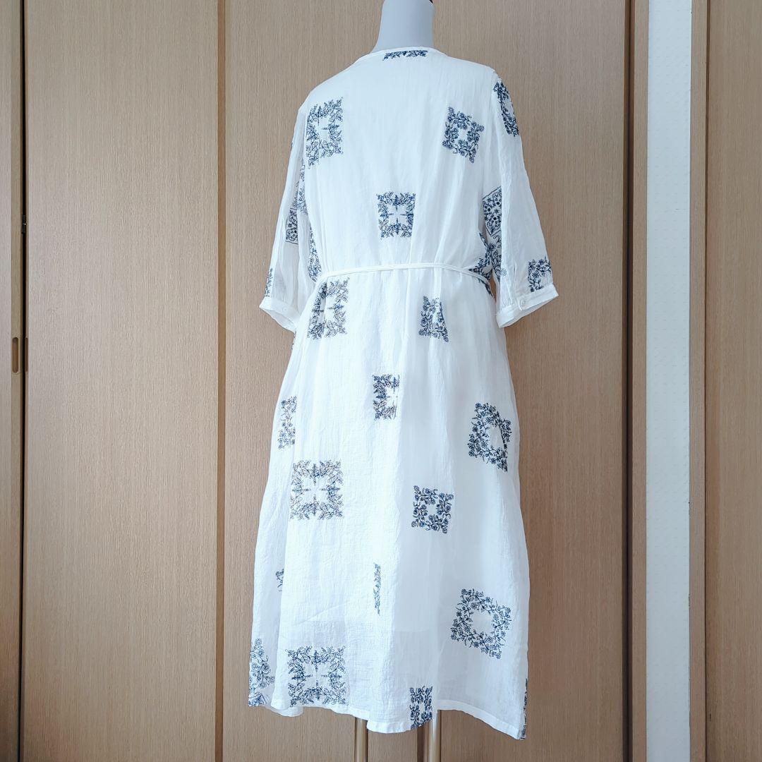 【美品】 センソユニコ MIC リネン100% 刺繍 ワンピース ベルト 清楚