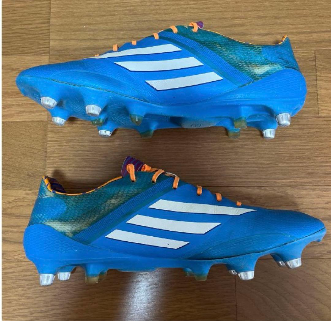 アディゼロ F50 SGサッカーシューズ