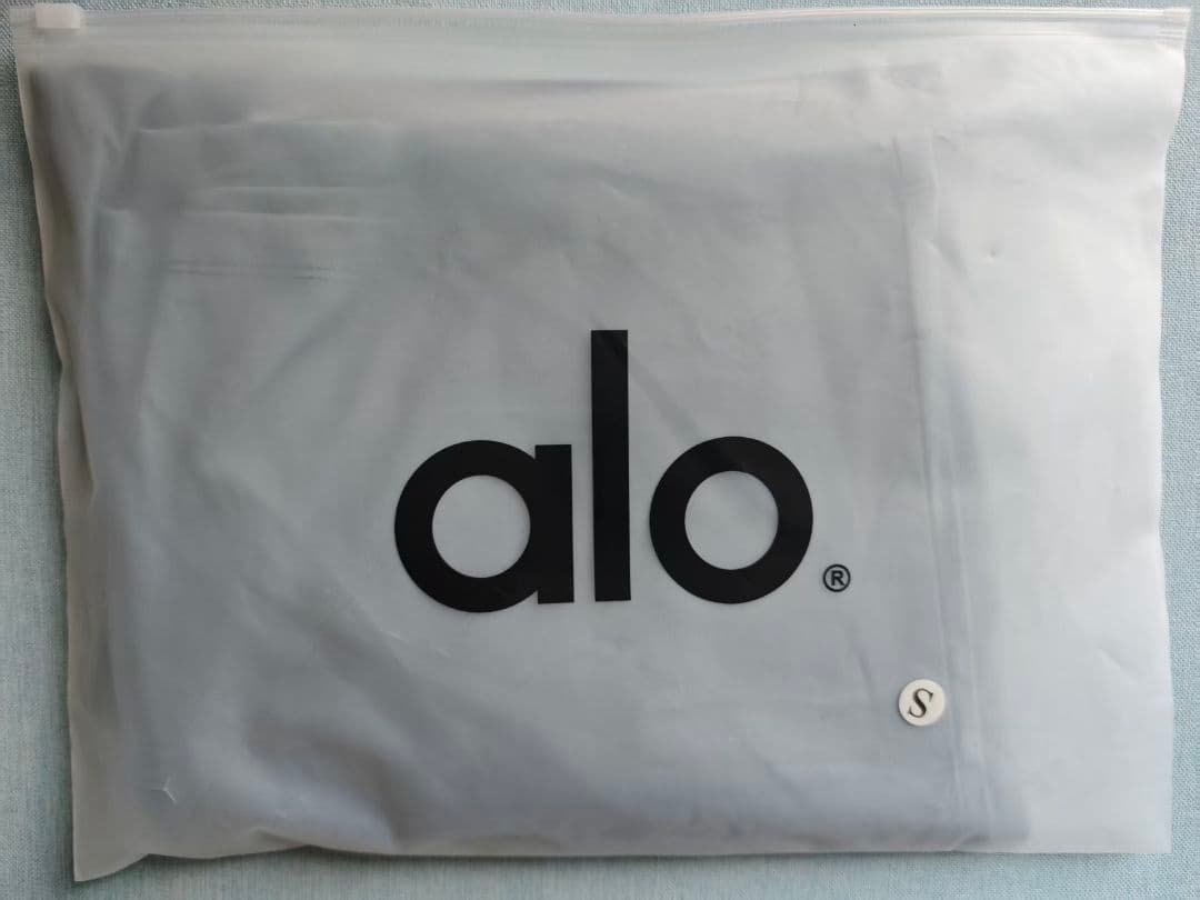 Alo Yoga パンツ ボトムス トラウザー ライトブルー