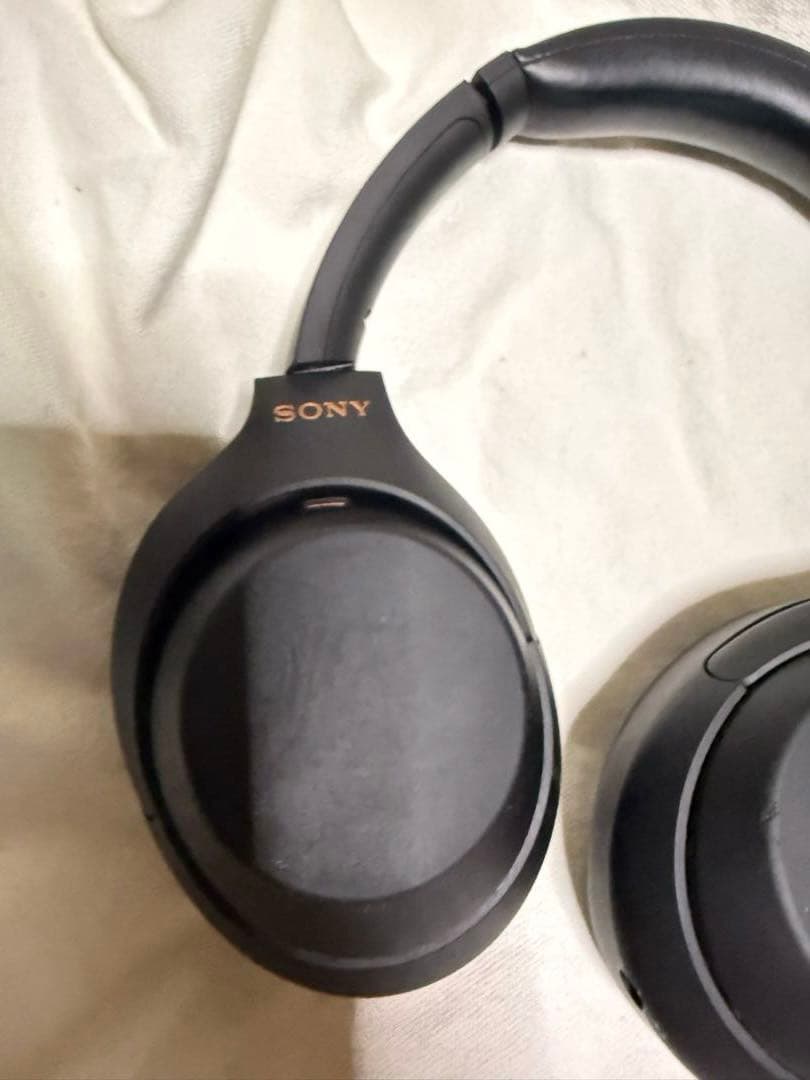 Sony WH-1000XM4 ブラック ワイヤレスヘッドホン