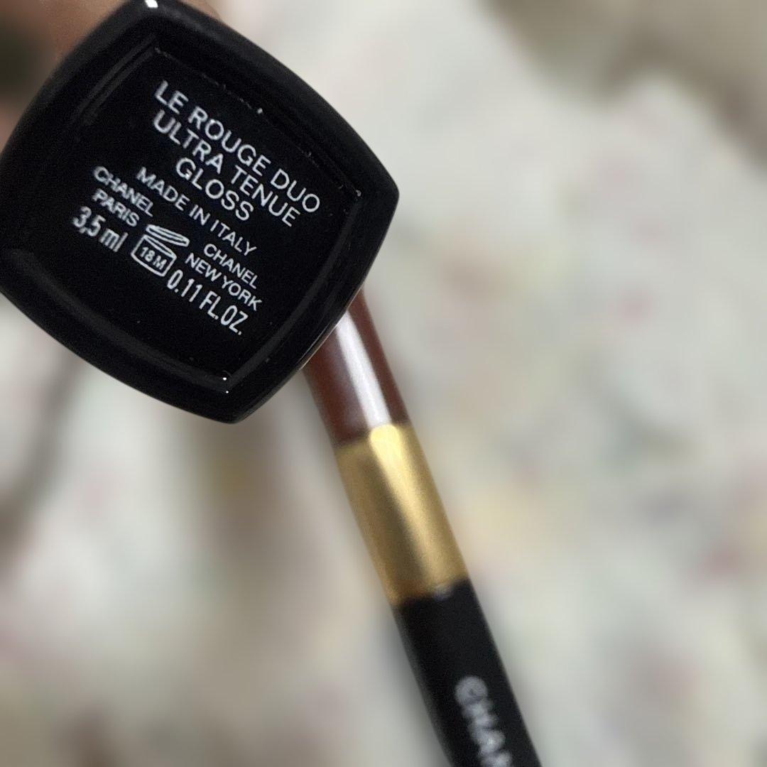 リップグロス CHANEL LE ROUGE DUO ULTRA TENUE GLOSS