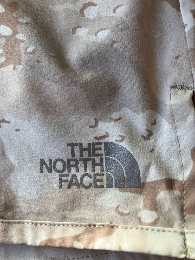 THE NORTH FACE 迷彩ショートパンツ　メンズSサイズ