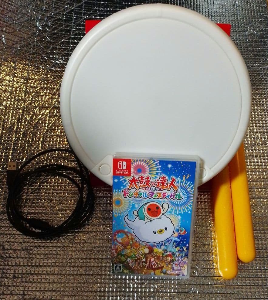 太鼓の達人【セット】「ドンダフルフェスティバル」ソフト、太鼓、バチ、外箱付き