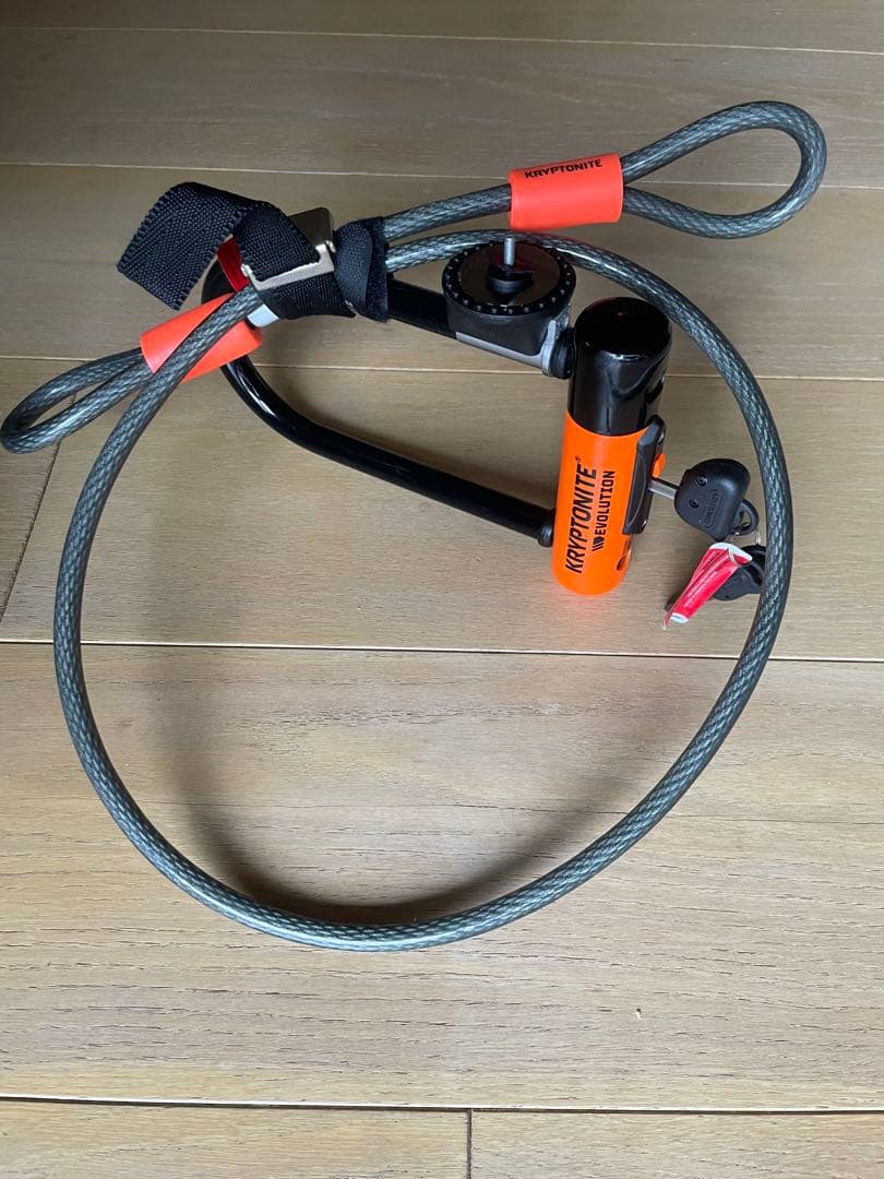 KRYPTONITE Evolution Uロックとケーブルロックセット