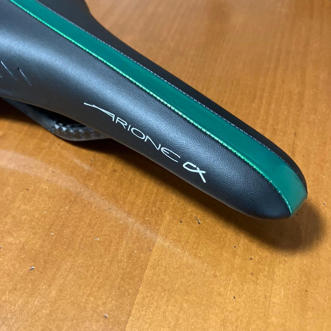 fizik ARIONE CX カーボンレールサドル
