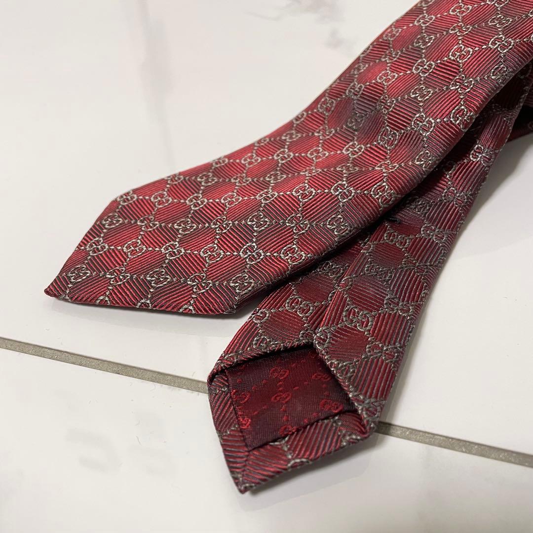 ［正規品］中古　GUCCI ネクタイ　モノグラム　レッド系
