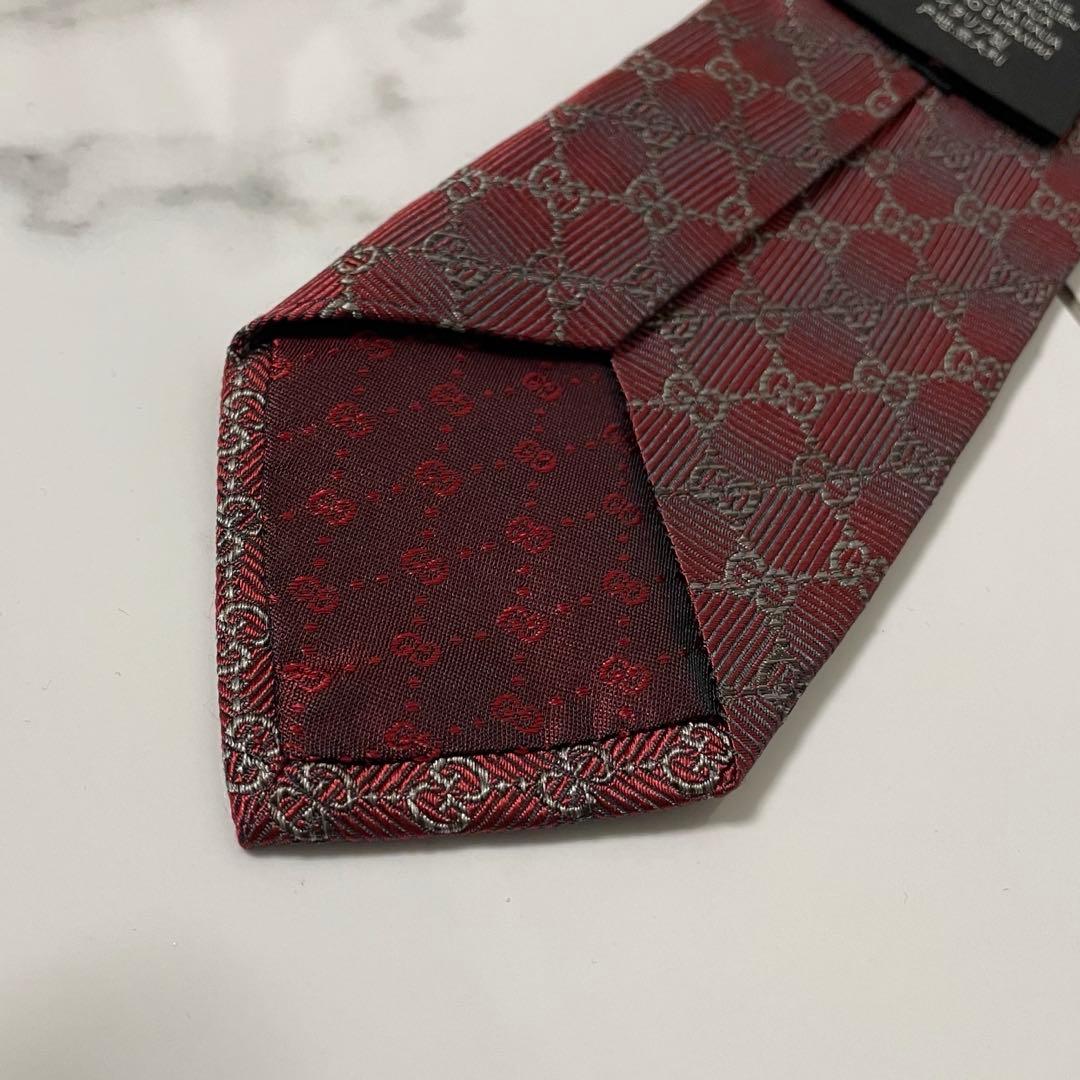 ［正規品］中古　GUCCI ネクタイ　モノグラム　レッド系
