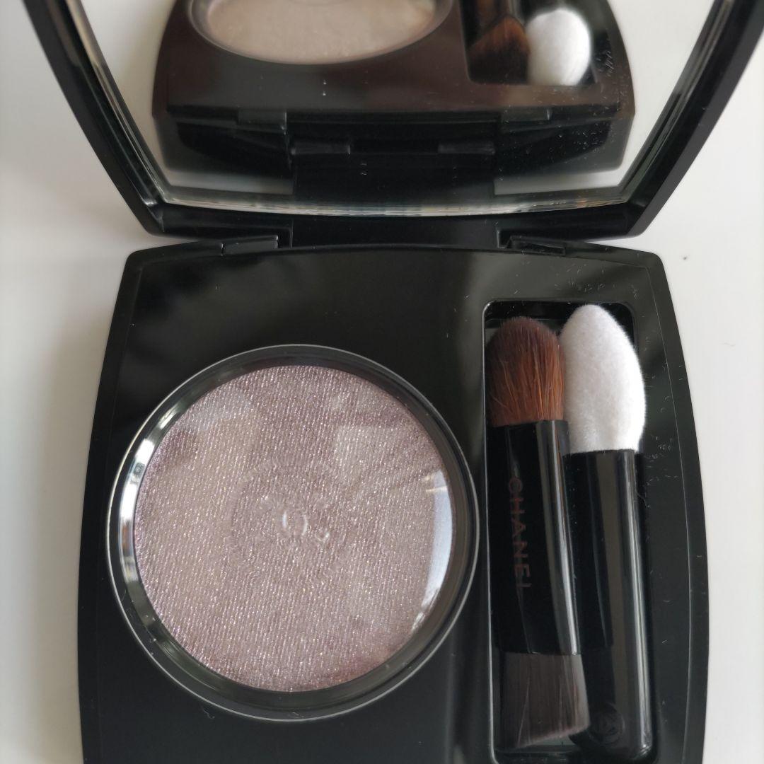 CHANEL　オンブルエサンシエル　257　グリ　ローズ