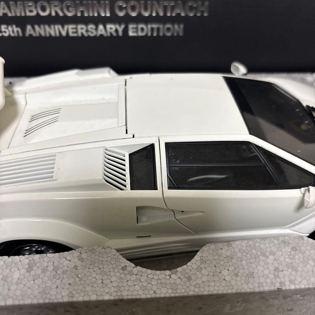 AUTOart 1/18 ランボルギーニ カウンタック アニバーサリー 25th