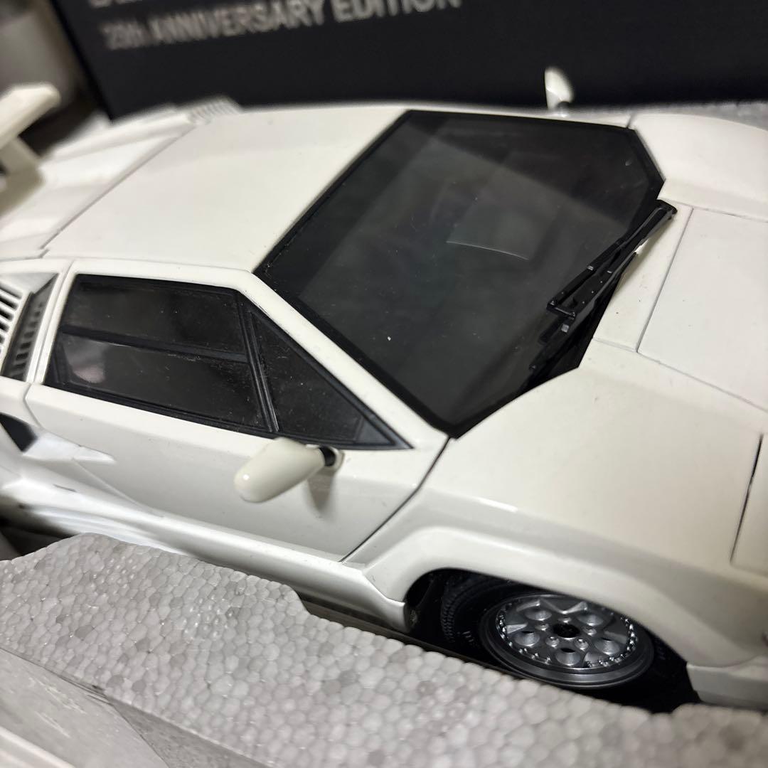 AUTOart 1/18 ランボルギーニ カウンタック アニバーサリー 25th