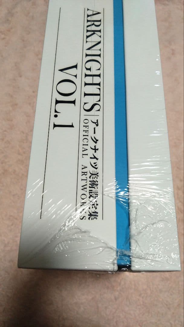 アークナイツ美術設定資料集vol.1 日本語版