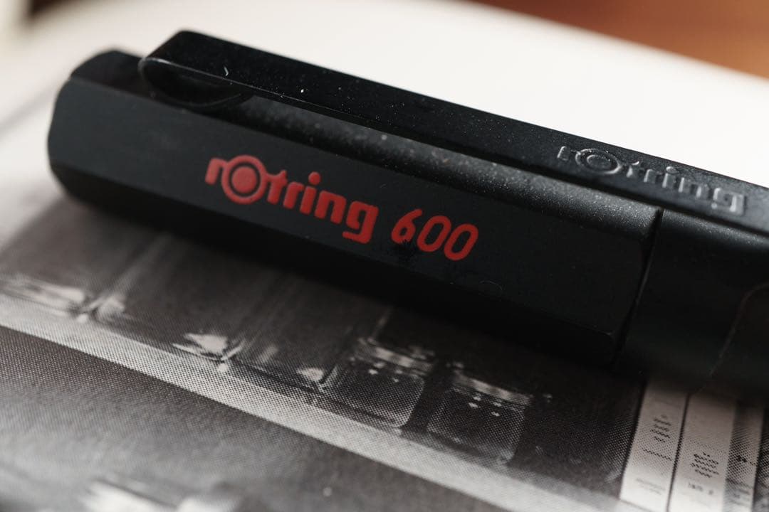 一*師様 rotring 600 万年筆 黒 M