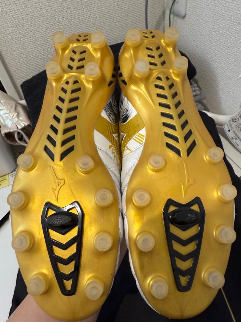 キ*ン様 モレリアNEOIII セルヒオ・ラモス 26cm