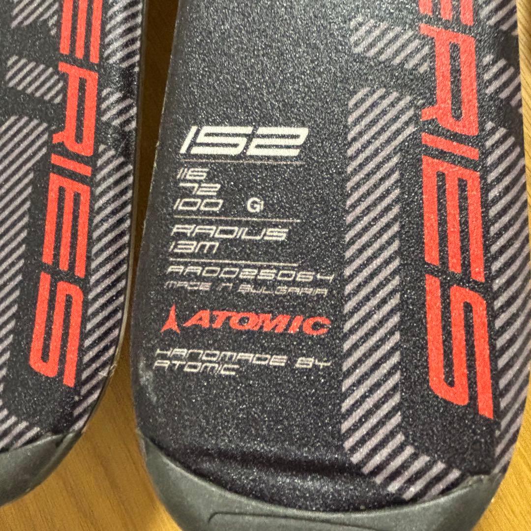 UＶ美品 GIPRONストック付　ATOMIC 152cm スキー板セット
