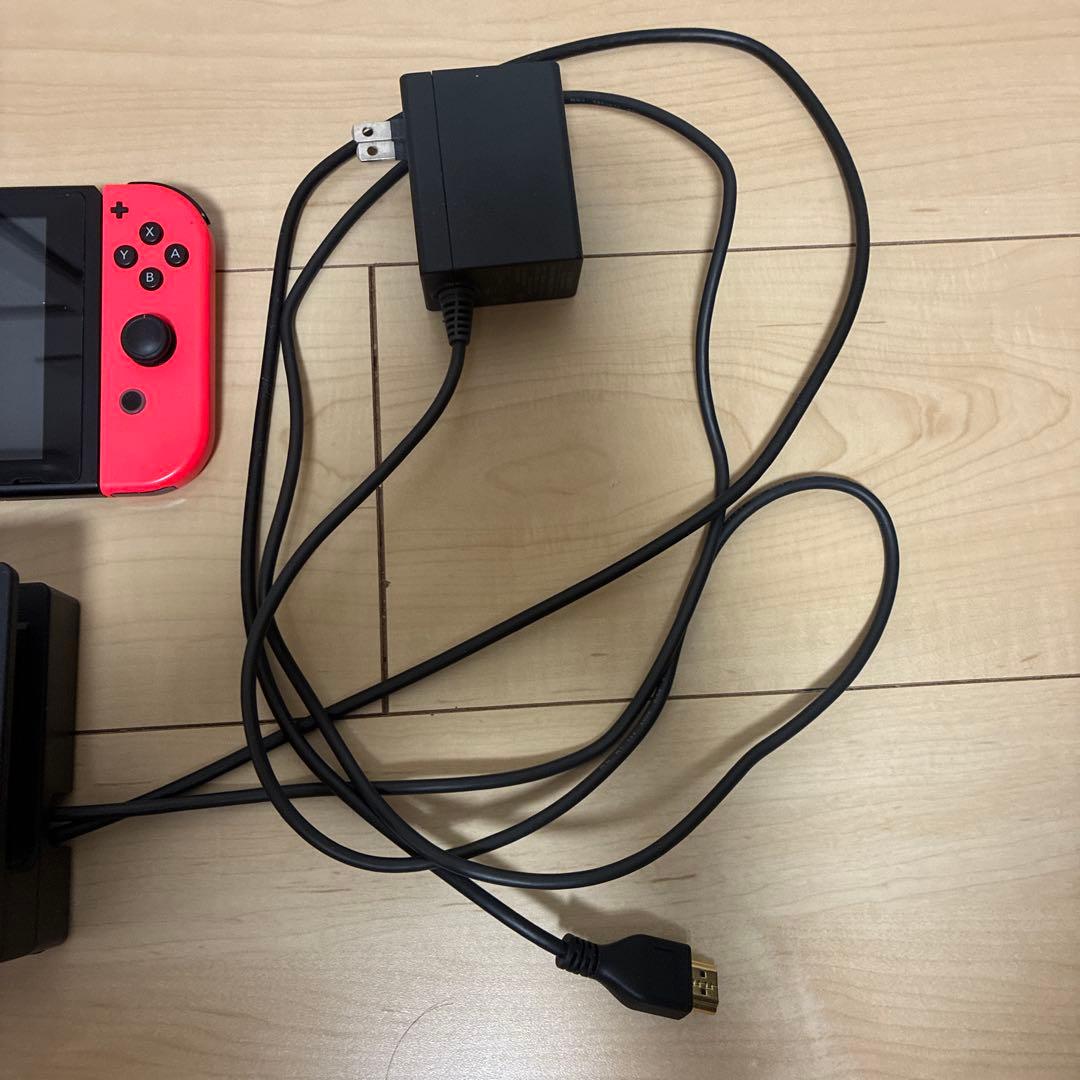 d*9様 Nintendo Switch 本体 青/赤 Joy-Con ジャンク