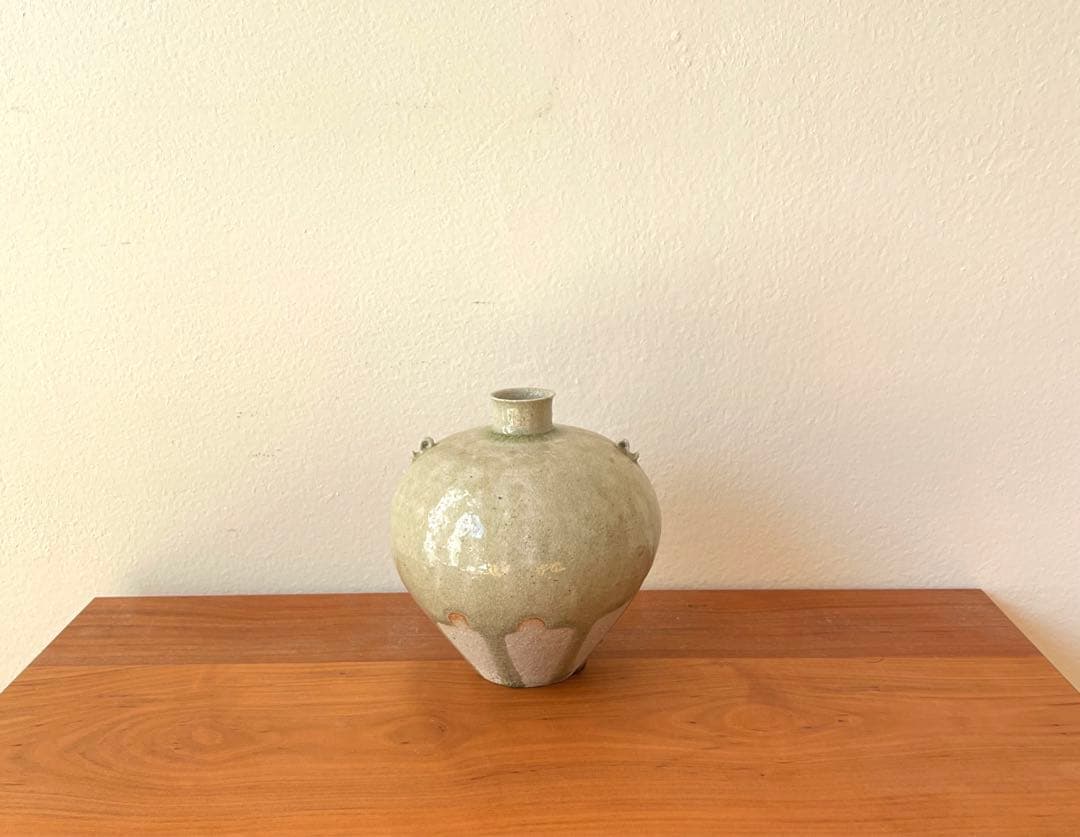 に*に様 光藤佐　耳付壺　緑釉