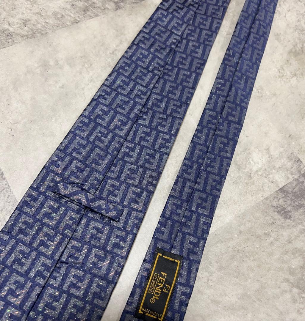 極美品 FENDI ネクタイ ズッカ柄 ラメ加工 キラキラ