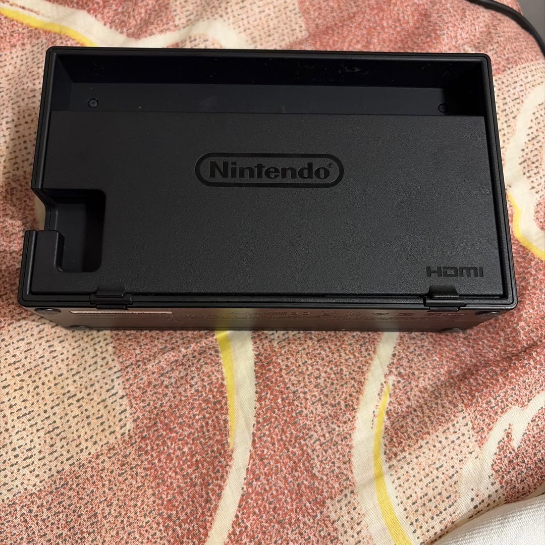 Nintendo Switch本体　マリカーフルセット　プロコン　充電器付き