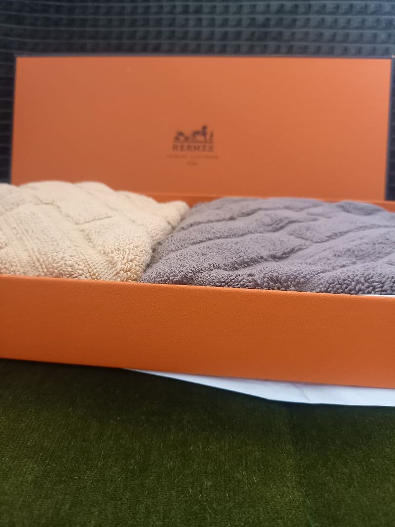 HERMES☆新品☆タグ付き☆エルメス☆ハンドタオル☆☆ラビリンス☆2枚セット