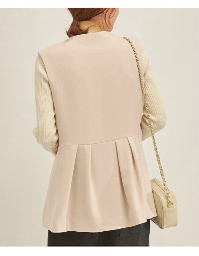 か*さ様 SHIPS for women パールモチーフ バック フレア ジレ
