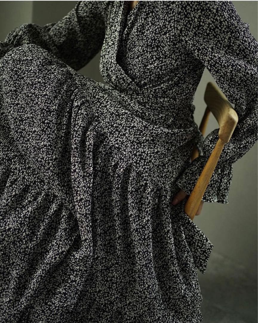 ワンピース BayBee flower cache-coeur dress(black)