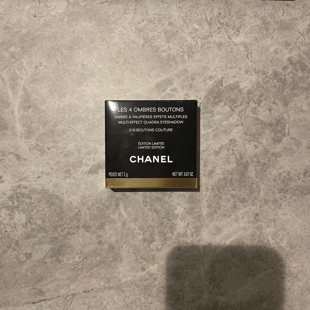 新品未使用　CHANEL アイシャドウ　219 ブトンクチュール