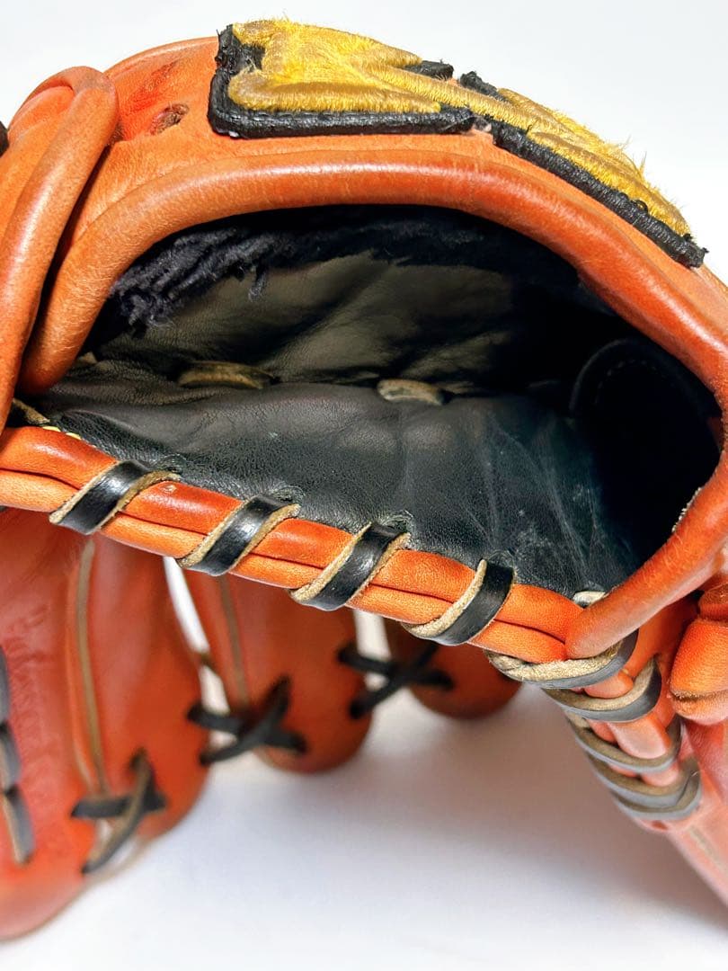 【型良好・即使用可！】ハイゴールド 少年軟式内野用 クリーニング・オイルメンテ済