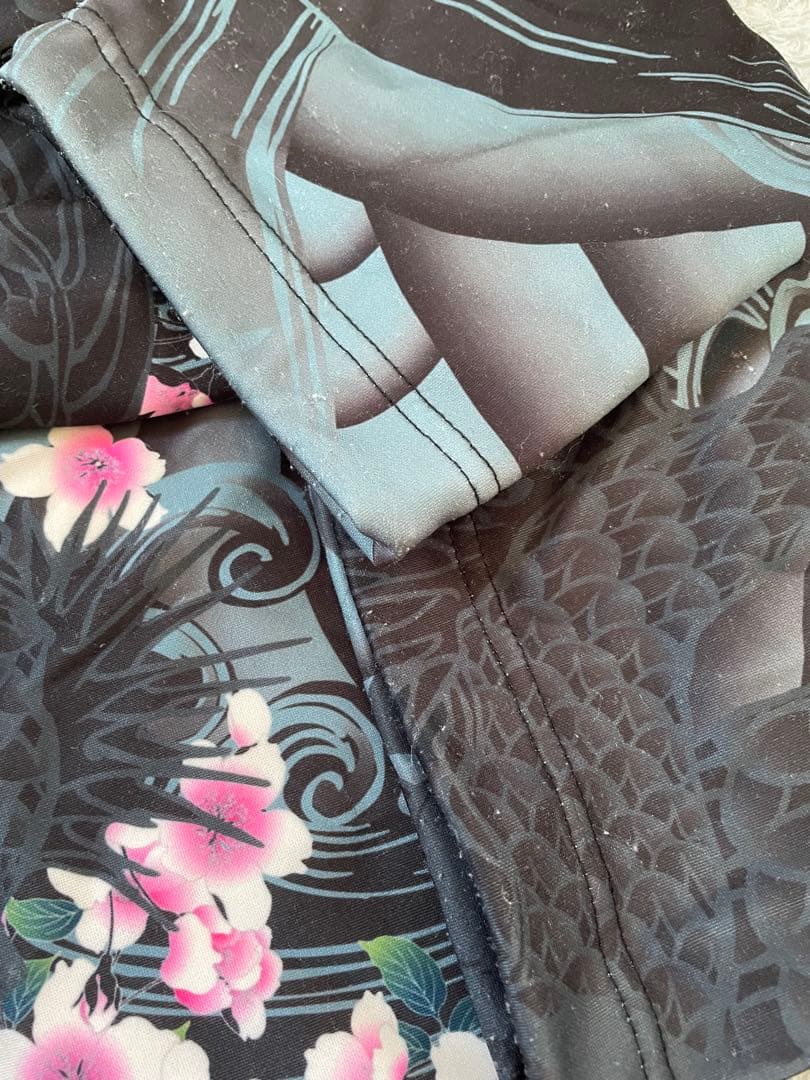 ・