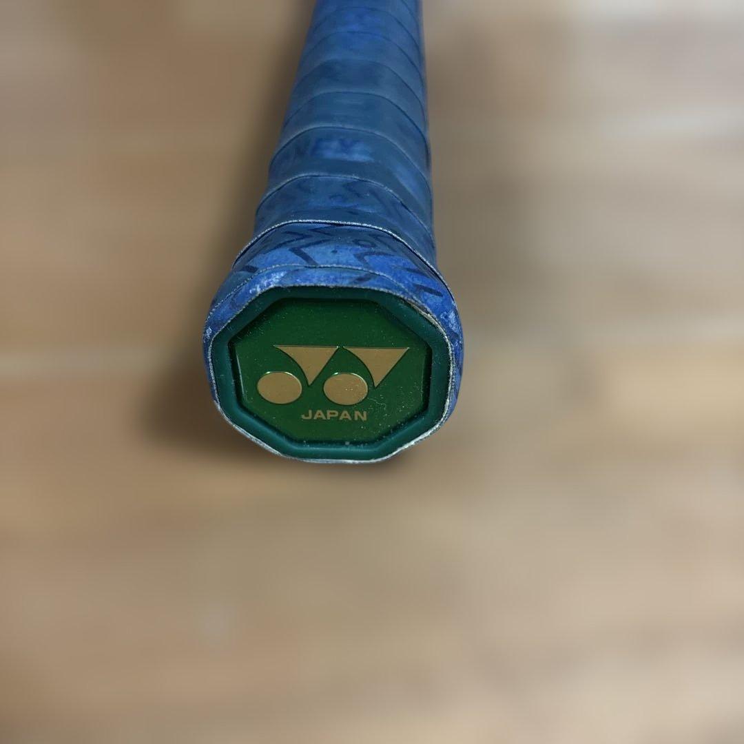 YONEX テニスラケット ホワイト/ブルー（硬式用）