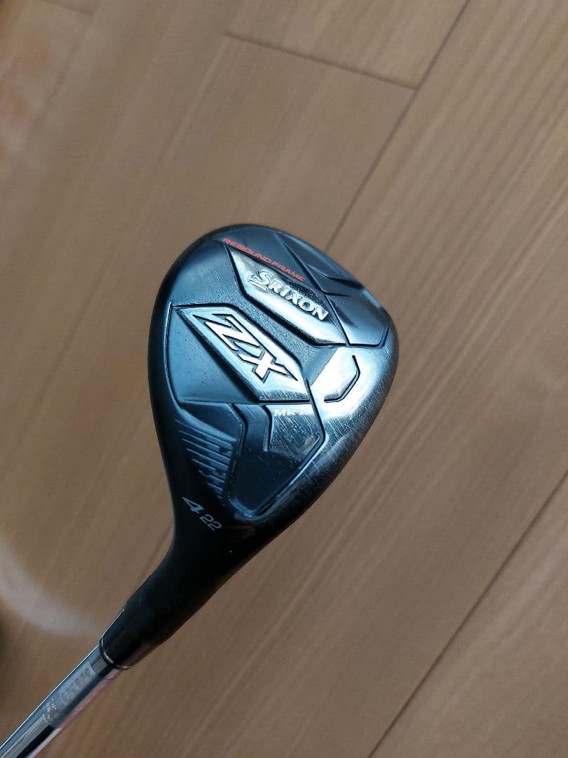 スリクソンZX MkⅡ 4u 22°　ヘッドカバーあり、おまけシャフト付き