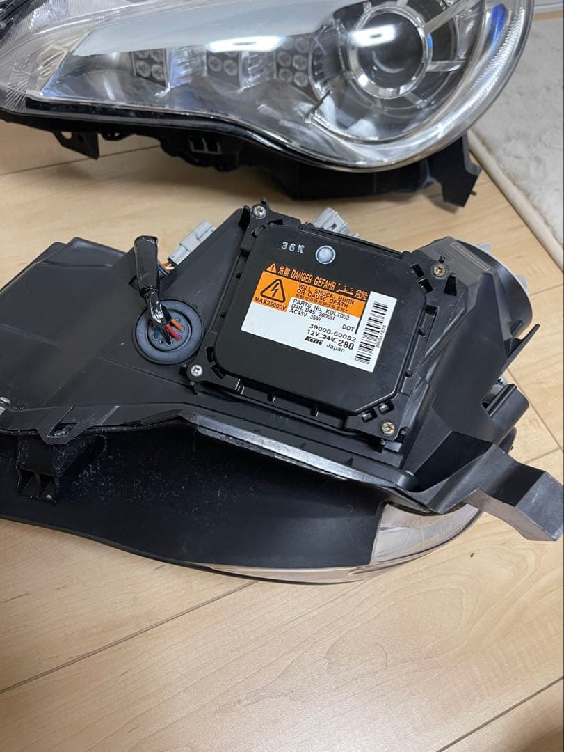 廃盤 valenti ヴァレンティ ヘッドライト zn6 86 zc6 BRZ