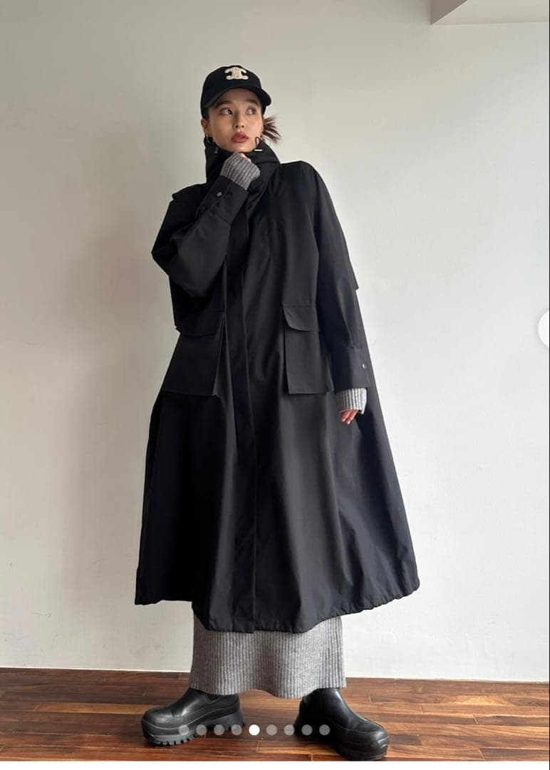 トランク88 Waterproof Tech Coat 未使用品　レインコート