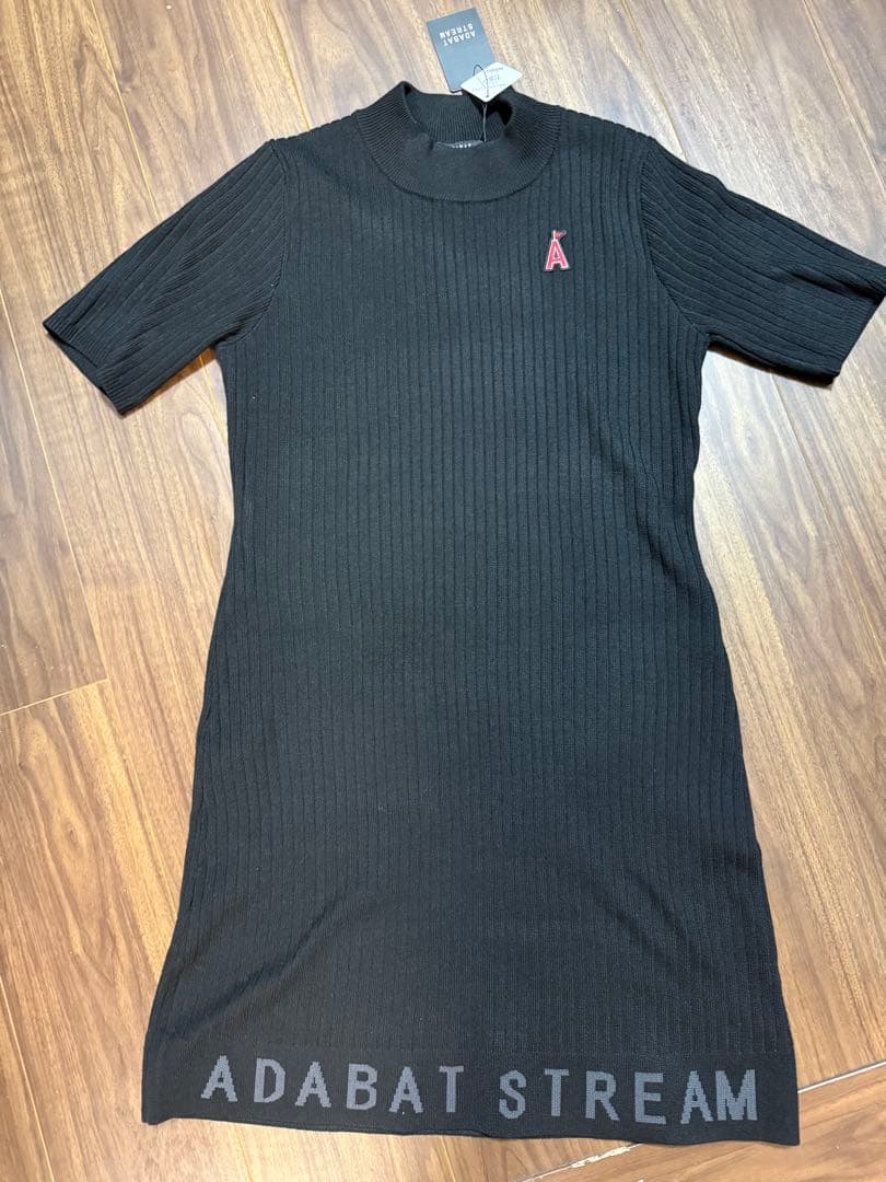 新品タグ付き　半袖 ニットワンピ ゴルフウェア