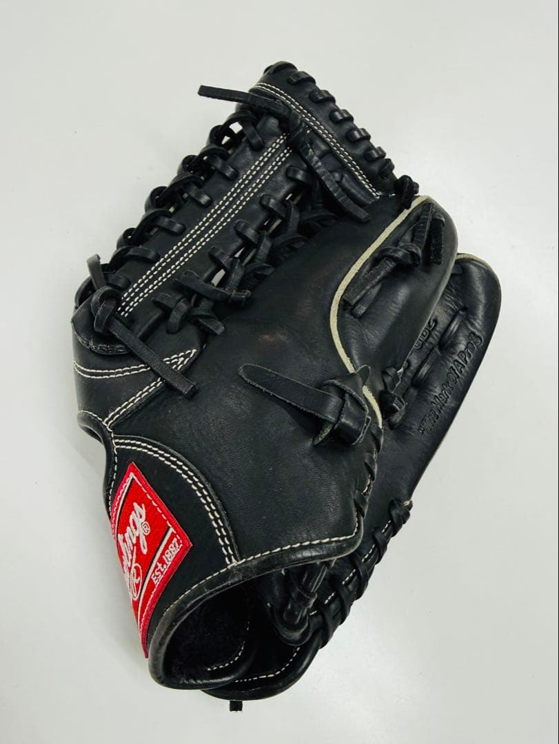 む*x様 【美品】Rawlings 黒レザーグローブ　右投げ　外野用？