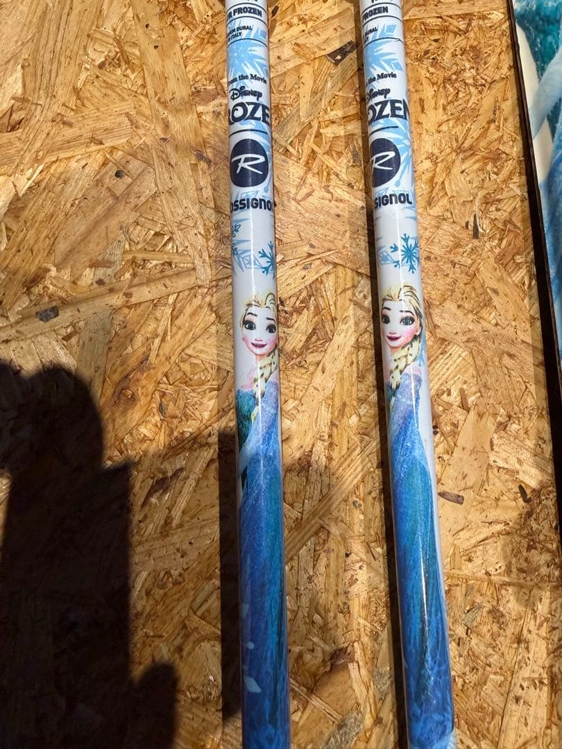 ロシニョール アナと雪の女王 ジュニア92cm ROSSIGNOL ストック付き