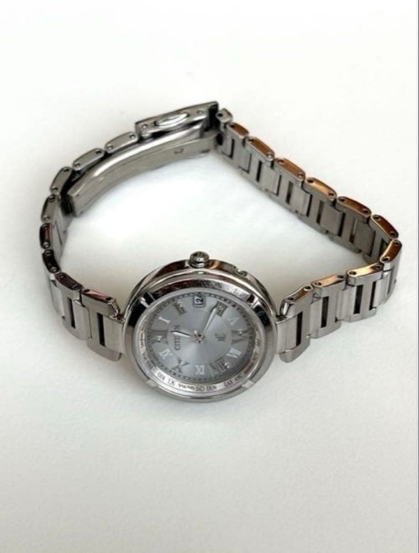 シチズンクロスシー　腕時計　レディース　女性用　シルバー　CITIZEN
