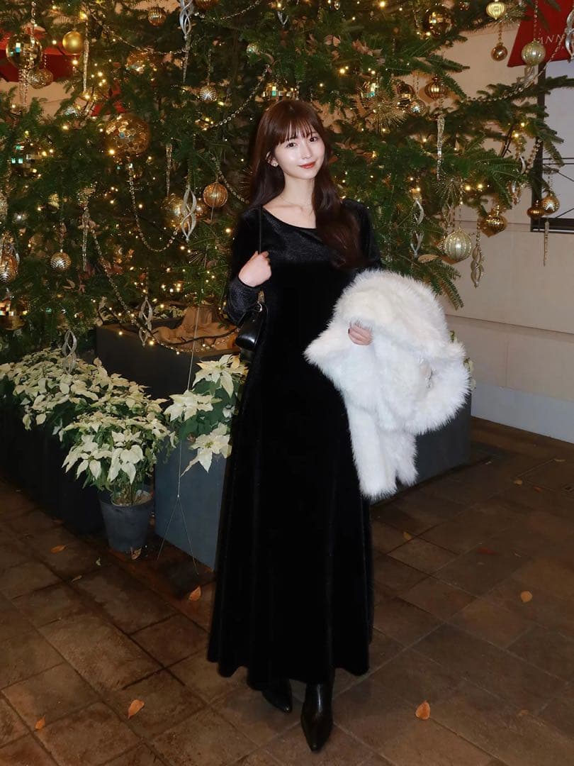 holidayandholiday バックオープンベロアワンピース