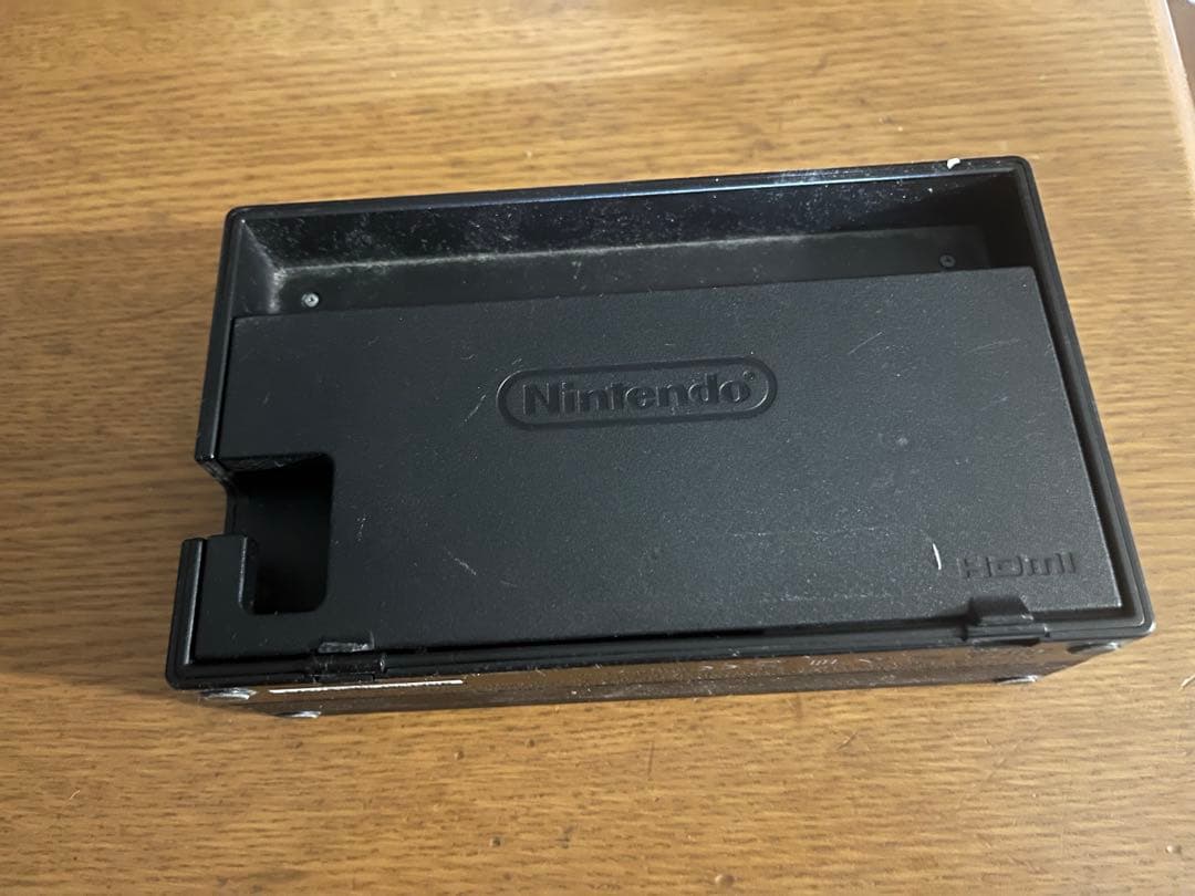 Nintendo Switch 赤 本体 + Joy-Con 2個　ジャンク品