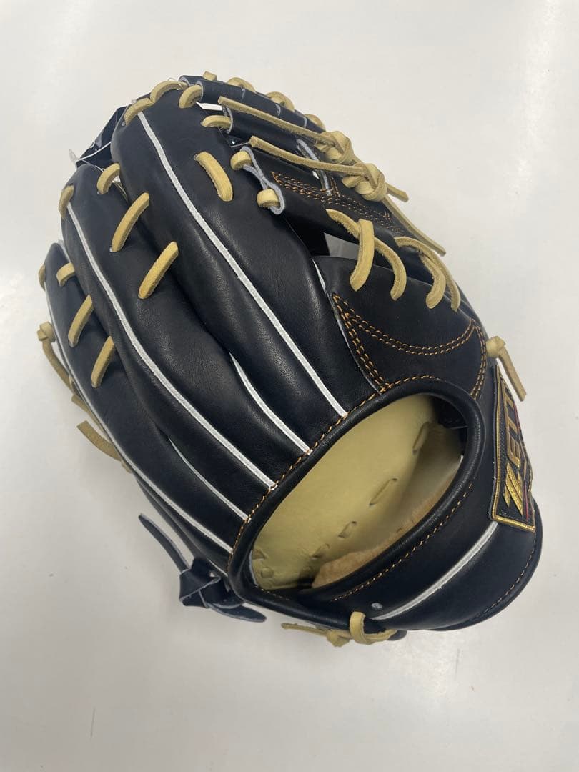r*様 新品 ゼット プロステイタスSE 軟式用グラブ 右投用 源田モデル