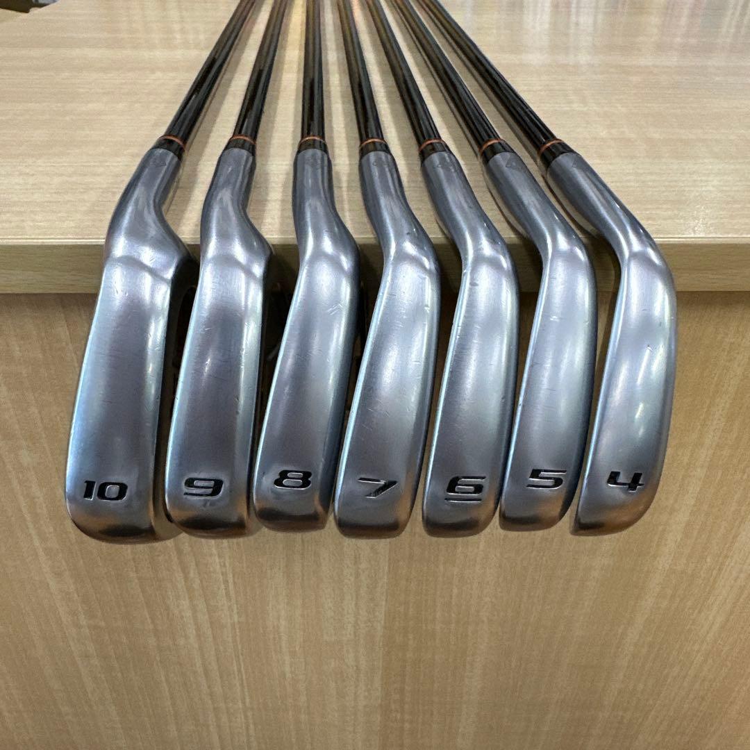 BERESツアーワールド TW904アーマックUD62 Rシャフト 4番〜10番