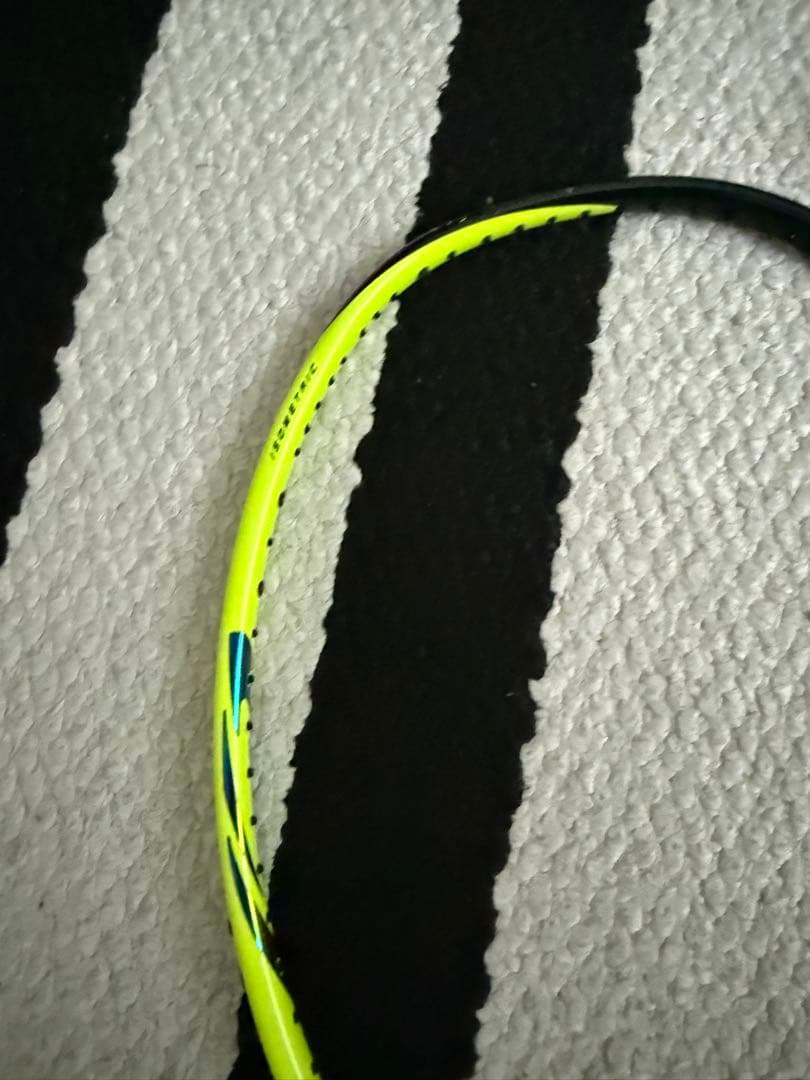 バドミントンラケット アストロクス77プロ