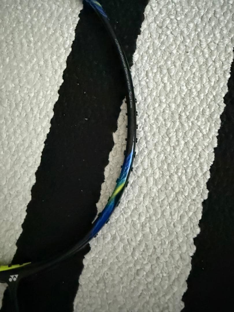 バドミントンラケット アストロクス77プロ