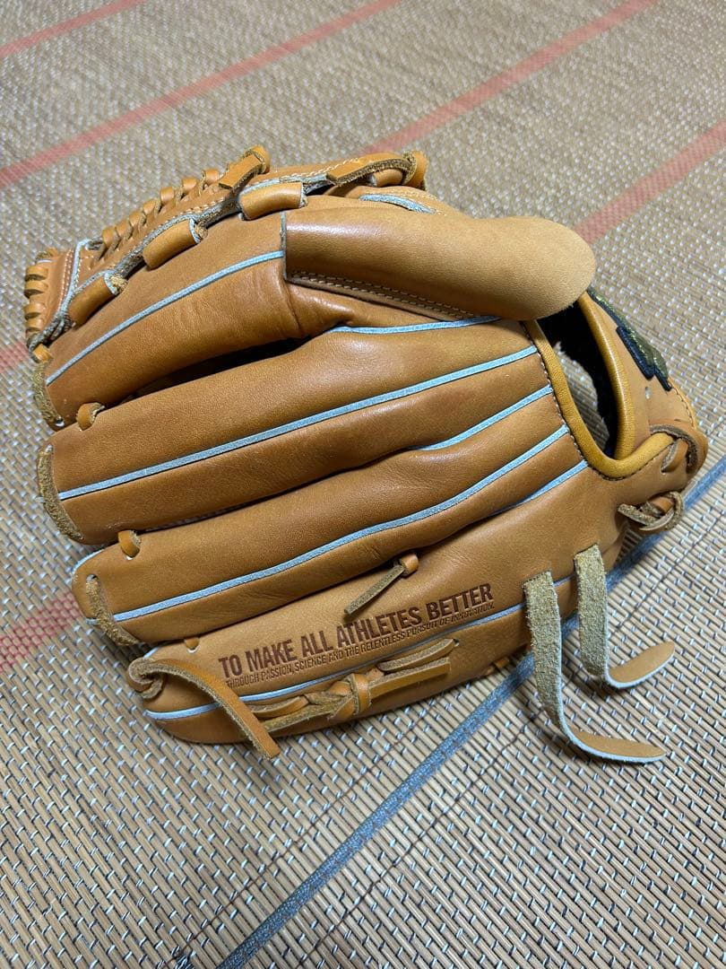 Under Armour 軟式グローブ QBB0242 金子千尋モデル