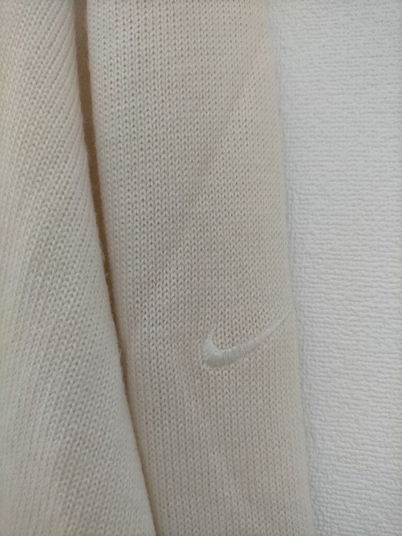 NIKE GOLF 肘当て付き Vネック セーター