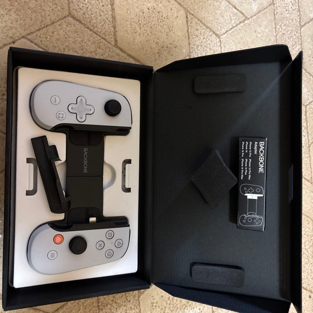 PlayStation Backbone iPhone用ゲームコントローラー