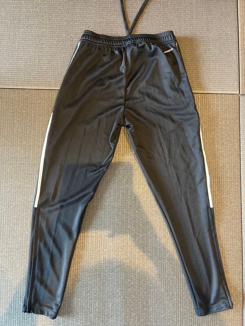 adidas アディダス　ジャージ上下　TIRO21 ブラック　メンズMサイズ
